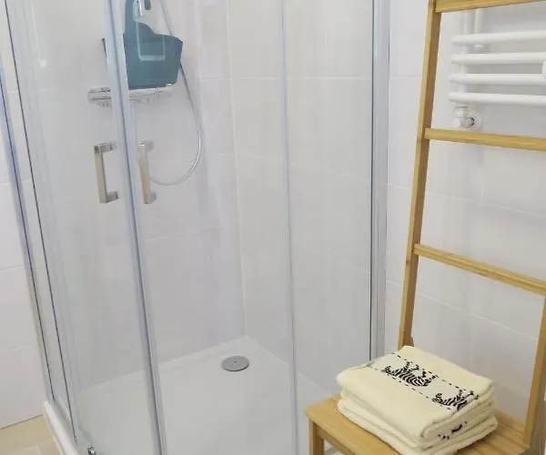 Bialy Apartament Апартаменти Колобжег